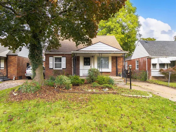 11326 Warwick St, Detroit, MI 48228