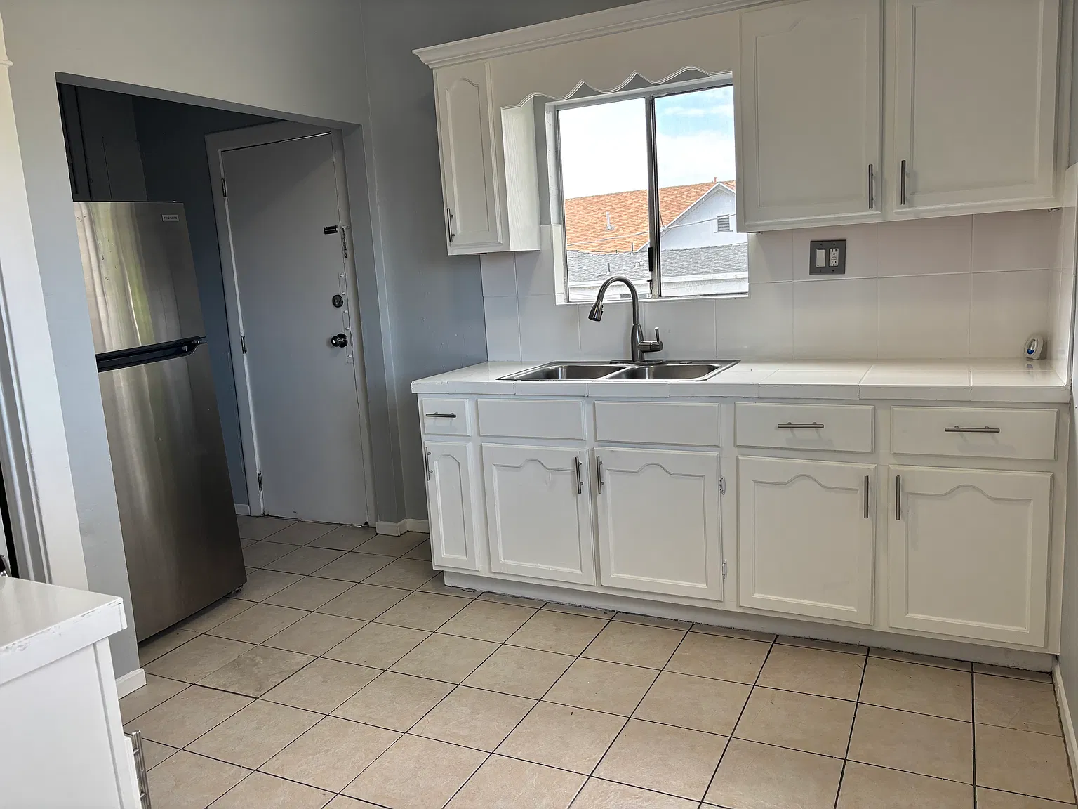1 bed, 600 sqft, $1,595 — Photo 3