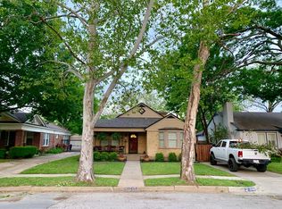 3245 Rogers Ave, Fort Worth, TX 76109