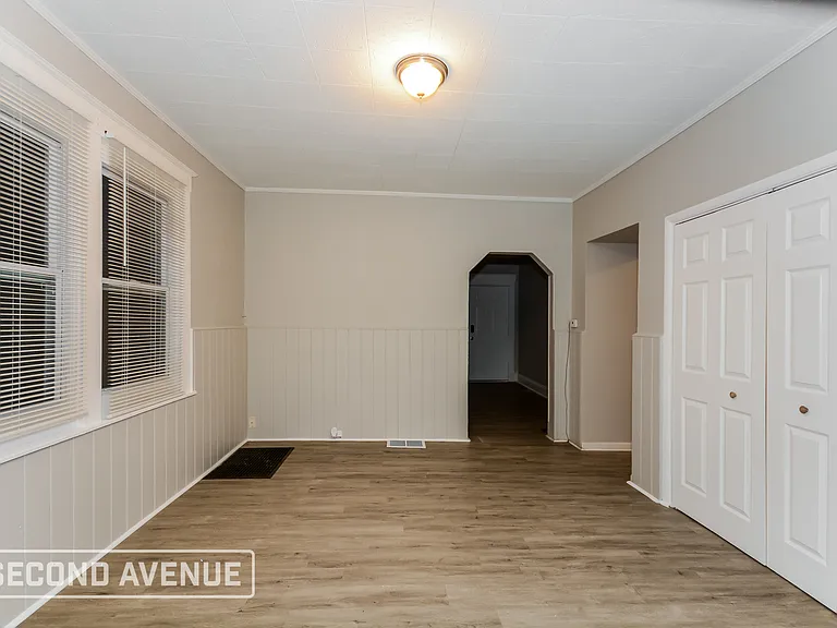 1311 Manss Ave — Photo 7