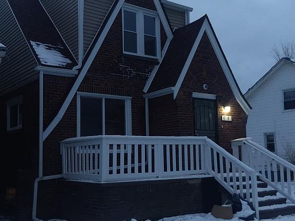 2nd image of 8118 E Hildale St