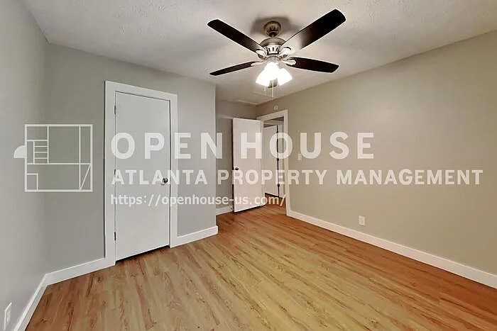3753 Memorial Pkwy NW — Photo 15