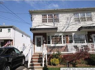 67 S Railroad Ave, Staten Island, NY 10305