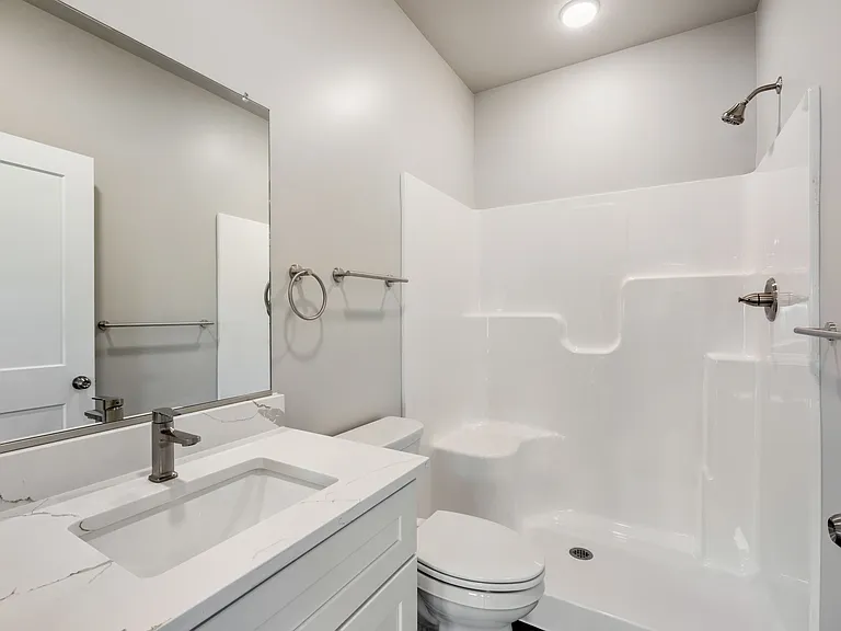 1201 2nd St #8 — Photo 5