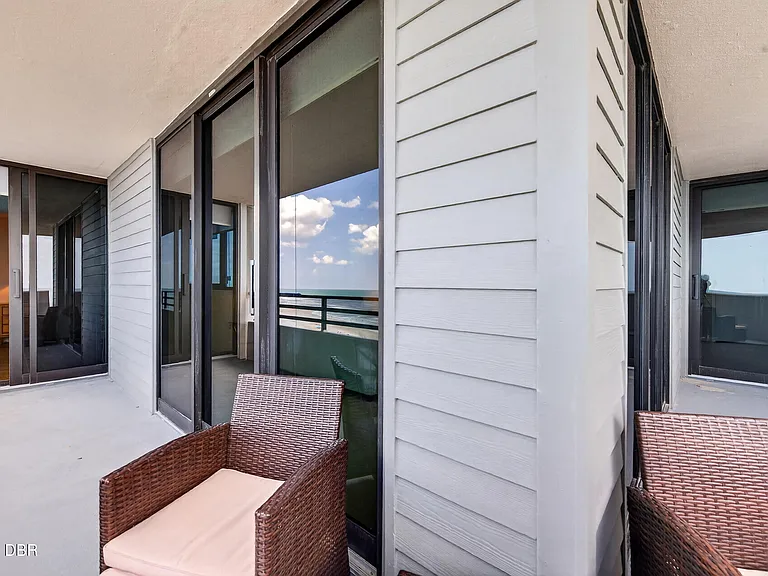1420 N Atlantic Ave #1002 — Photo 29