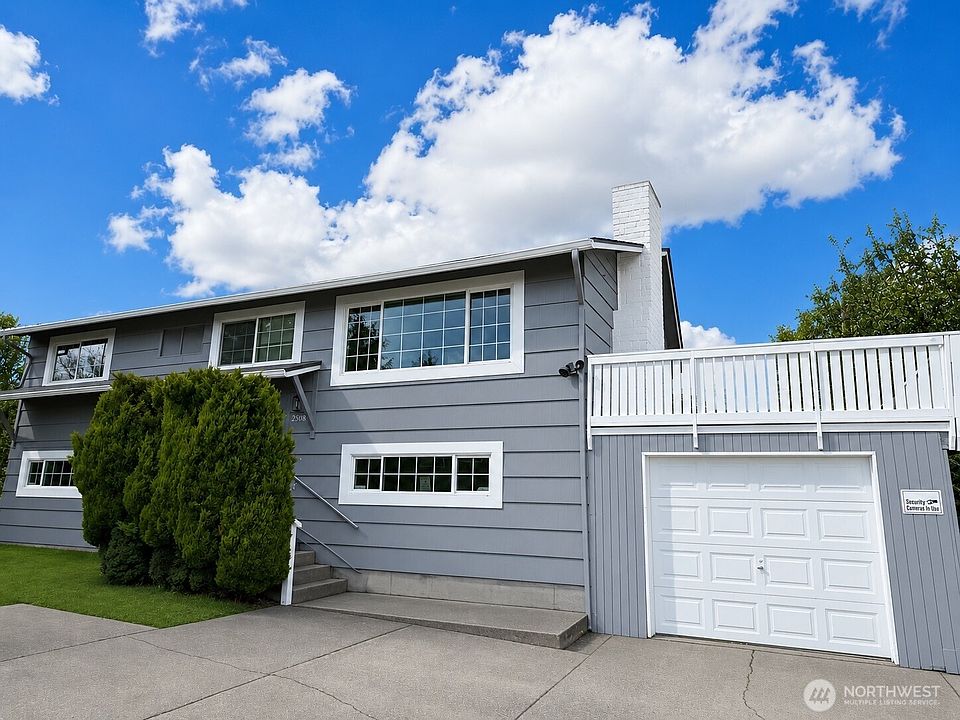 1st image of 2508 SE 16th St