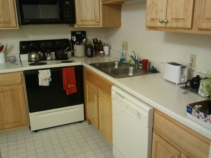 another kitchen shot