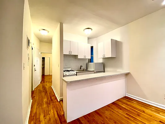 Rented by City & Suburban | media 20