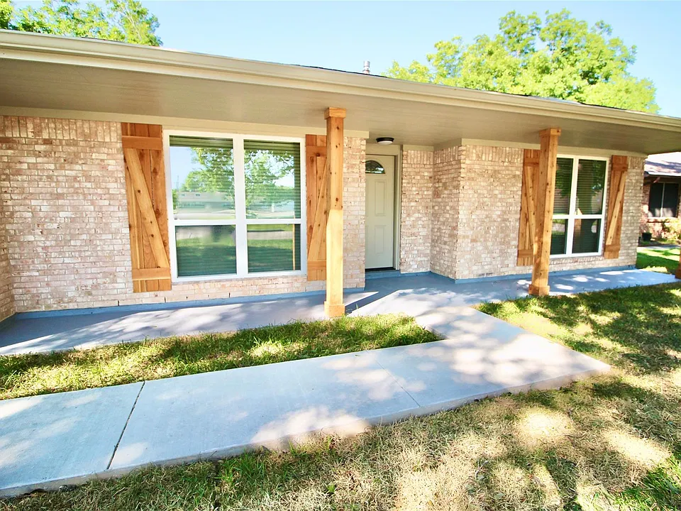 409 Morningside Dr