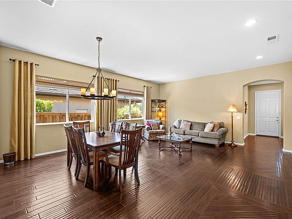 5th image of 34019 Galleron St