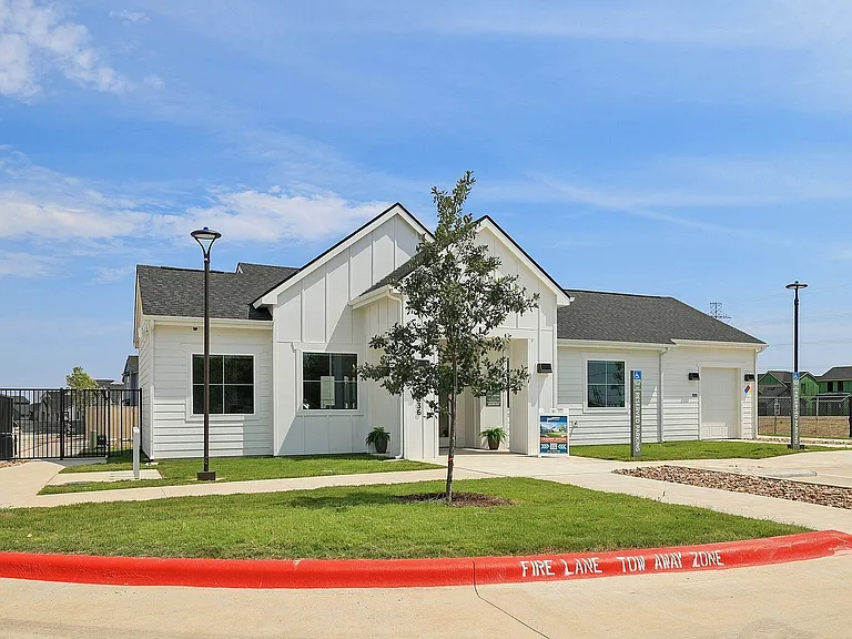 YardHomes Rowlett Creek