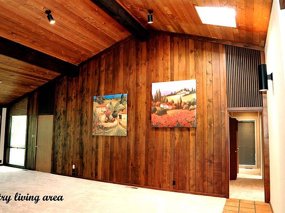 4th image of 2224 Tanglewood Cir