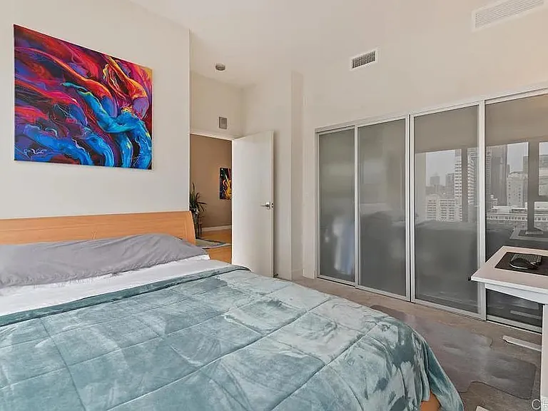 575 6th Ave #1301 — Photo 12