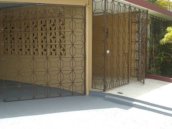 3rd image of 630 Calle Biblos