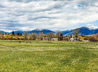 N Saint Charles St, Salmon, ID 83467