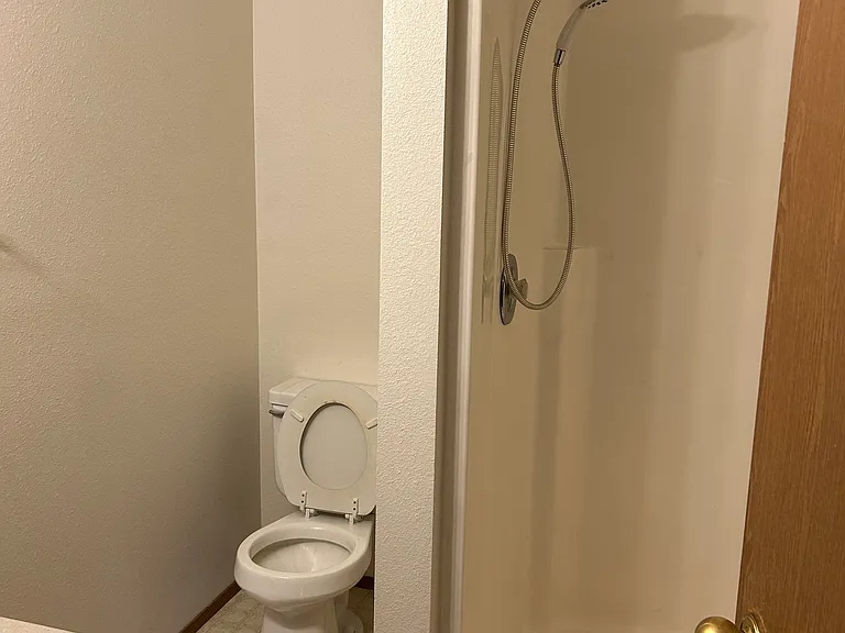 1018 Holbrook Ct #1018 — Photo 4