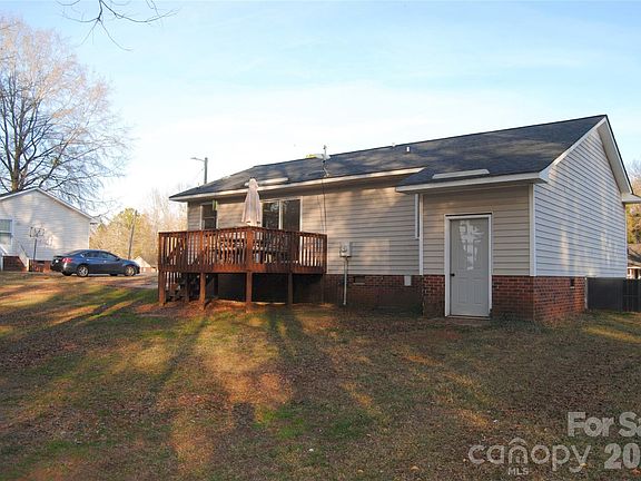 5th image of 2191 Pacer Rd