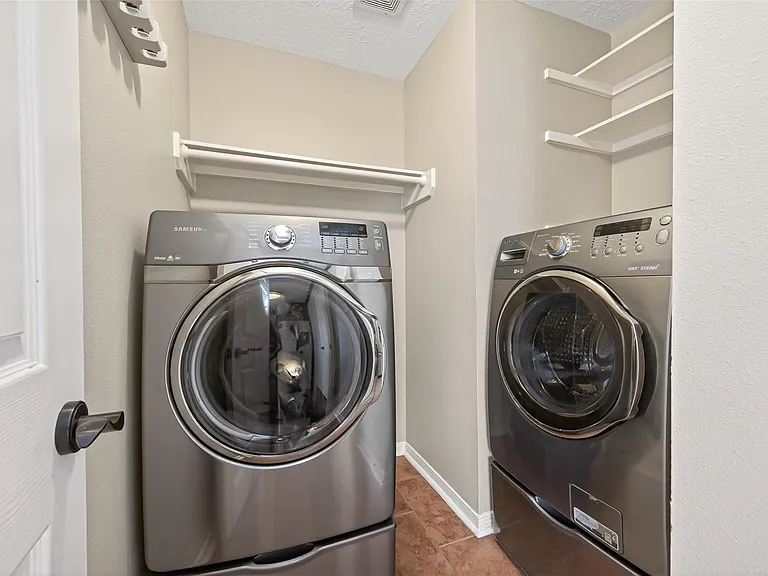 3719 Apple Hollow Ln — Photo 12