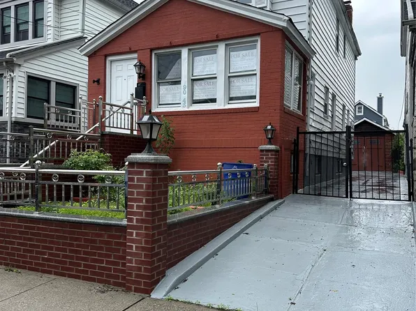 90-43 176th Street, Jamaica, NY 11432