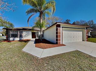 1809 Grey Fox Dr, Lakeland, FL 33810