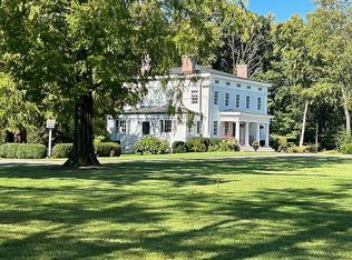 2 Galloping Hill Rd, Lebanon, NJ 08833