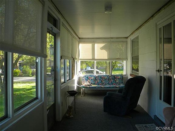 3rd image of 2100 Oregon Ave