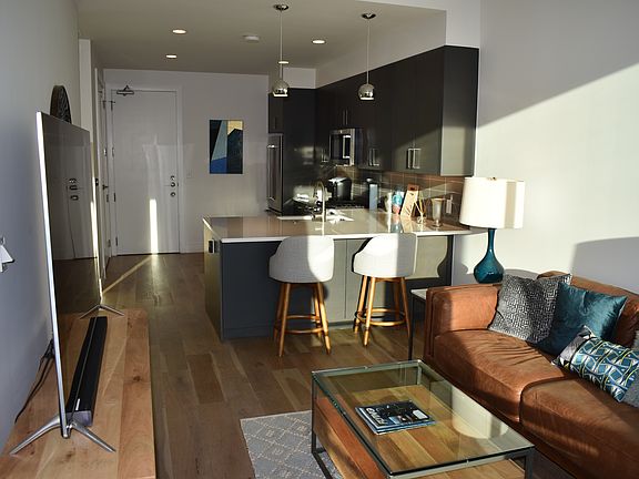 5th image of 222 West Ave #2907