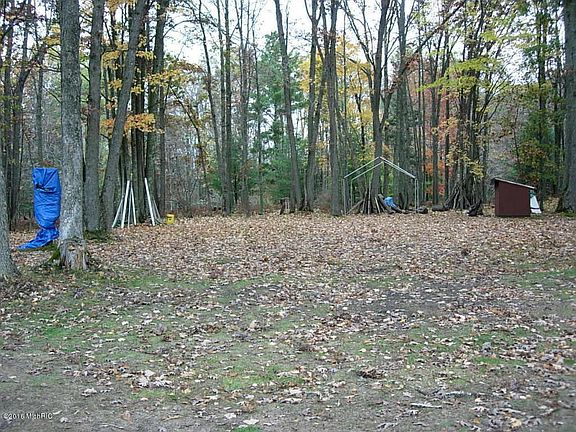 3rd image of 5592 N Pinewood Dr