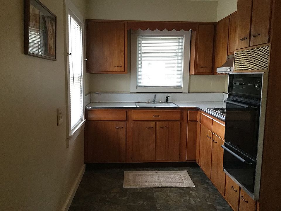 2nd image of 239 Lucas Ave