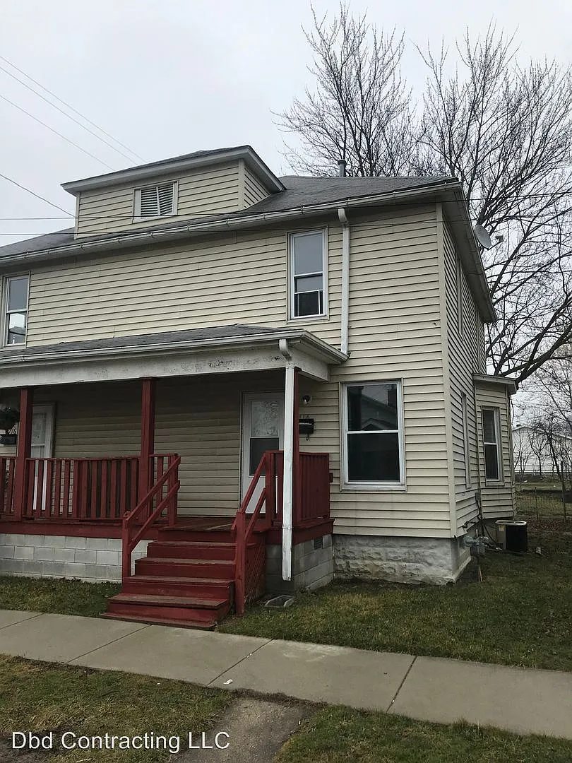 1714 Oakland St photo 1