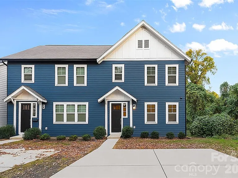 712 Rodey Ave — Photo 2