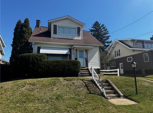 1412 21st Ave, Beaver Falls, PA 15010