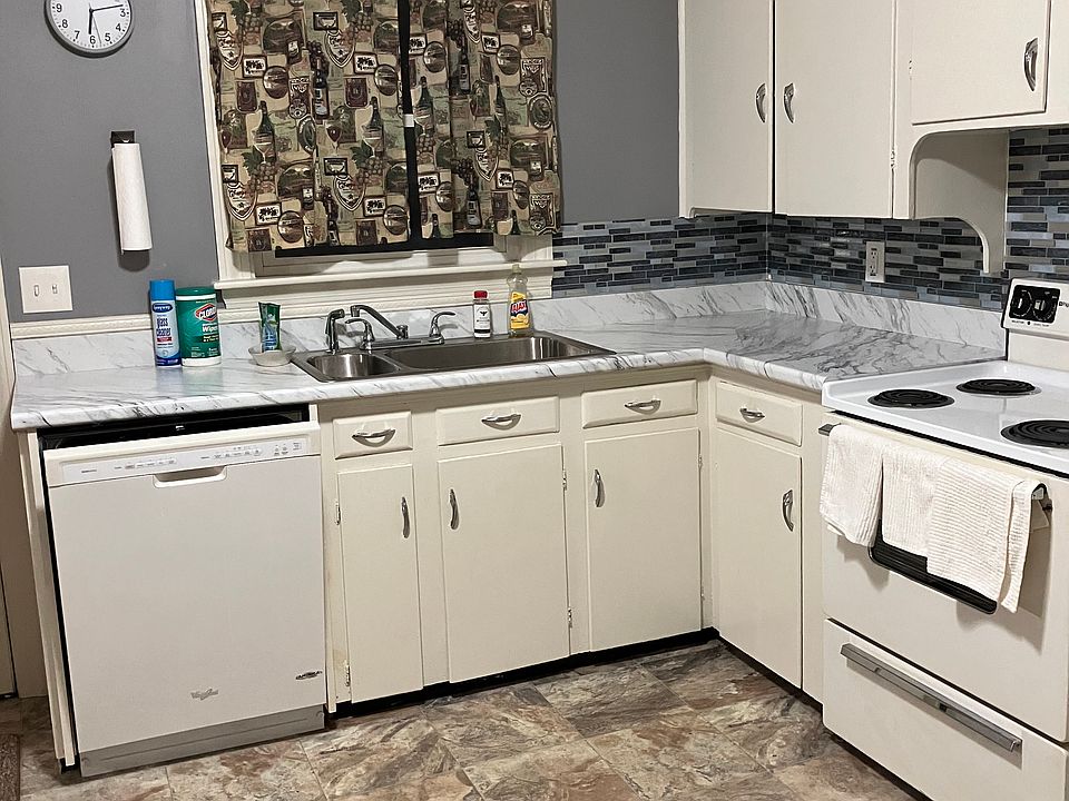 1st image of 7 Park Ave