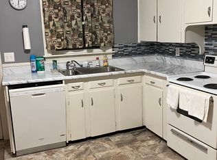 7 Park Ave, Claremont, NH 03743