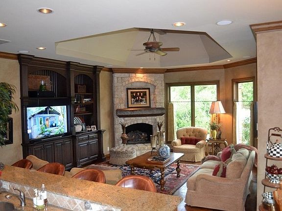 2nd image of 18700 Otter Creek Dr