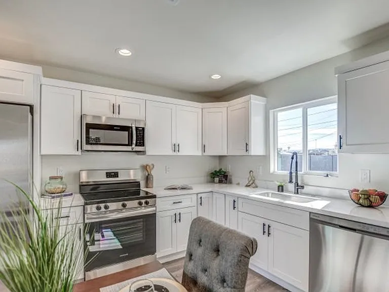 Versatile home in the heart of Phoenix — Photo 4