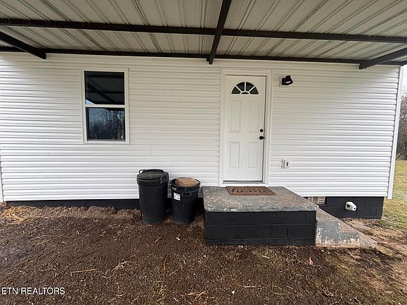 5th image of 2392 Cecelia Ave