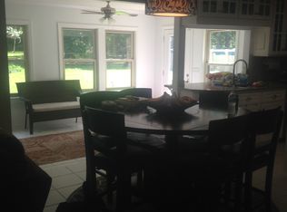 794 Forest St, Hinesville, GA 31313