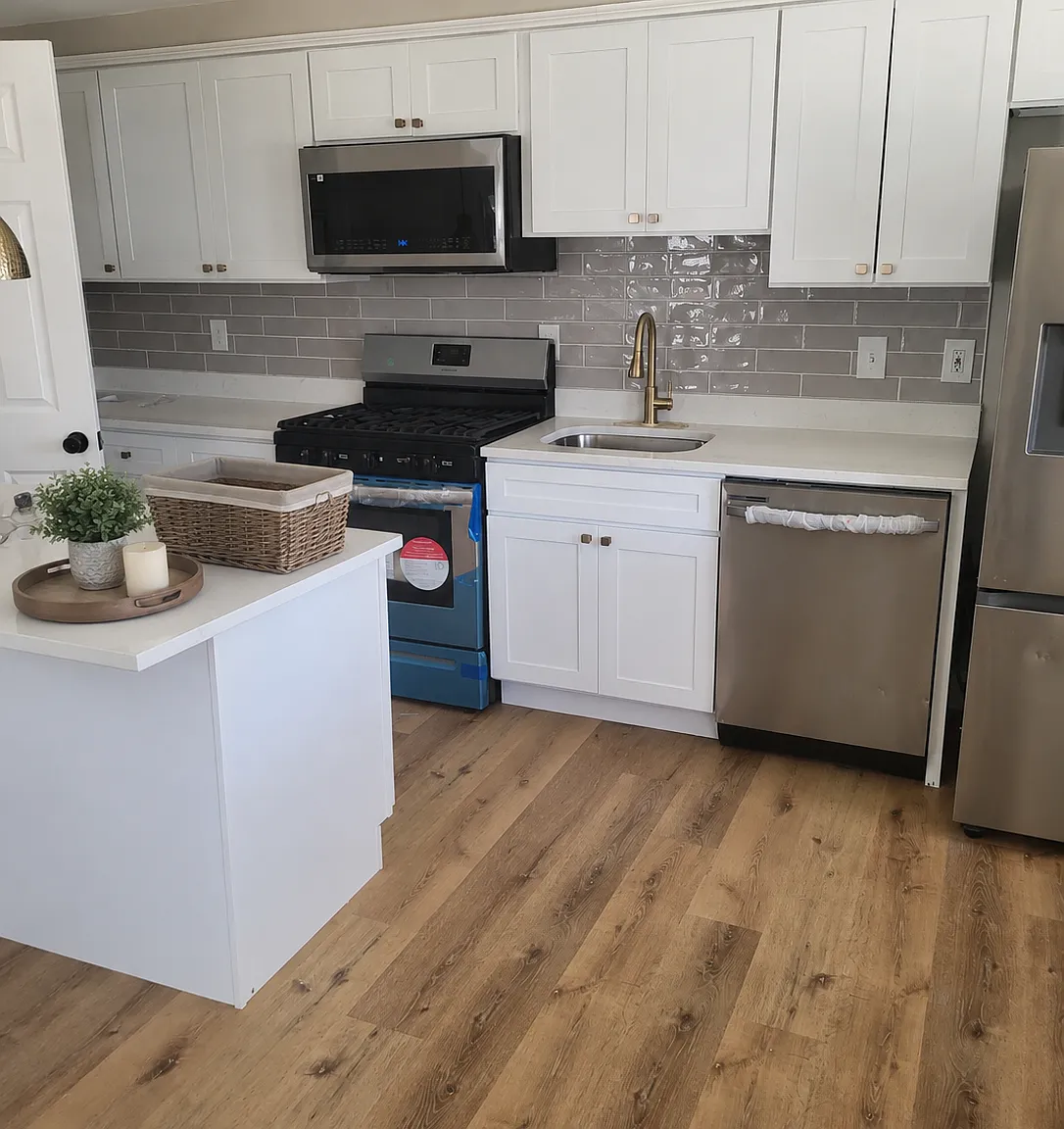 4 bed, 1152 sqft, $2,600 — Photo 3