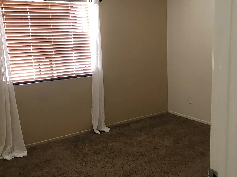 7 Haley Ct — Photo 2
