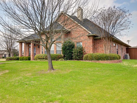 2nd image of 7211 Misty Glen Ln