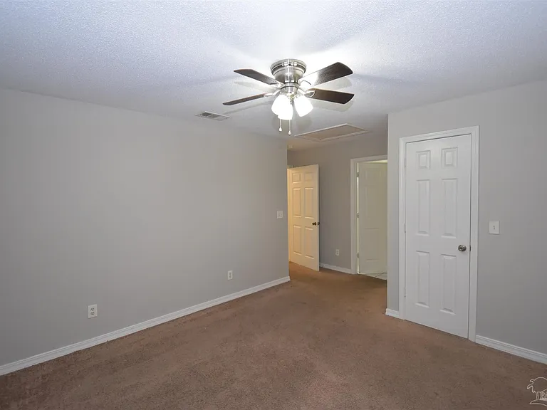 7135 Pearson Rd #4 — Photo 7