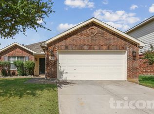 9621 Manassas Rd, Fort Worth, TX 76177