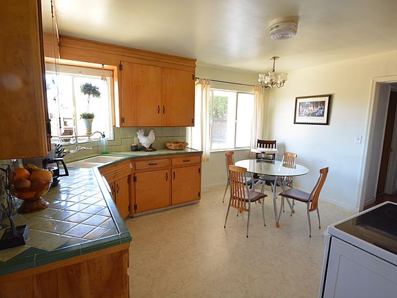 5th image of 4776 E Vassar Ave
