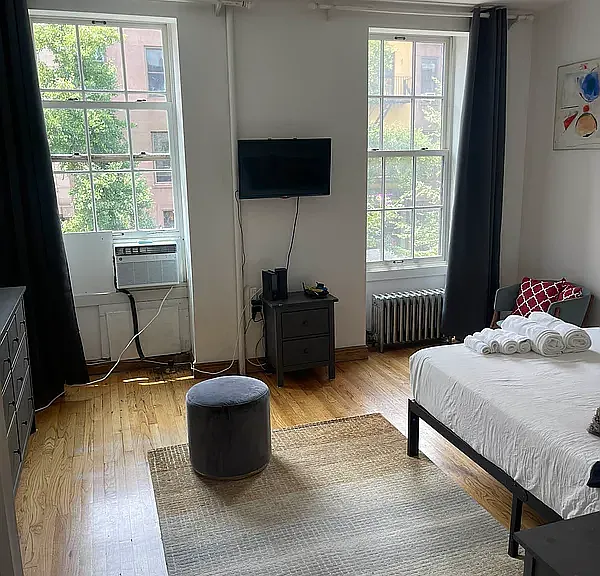 361 W 46th St #2F — Photo 7