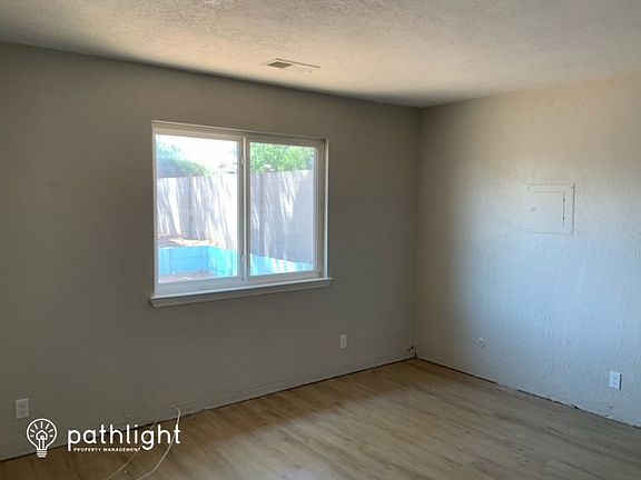 5th image of 6220 Flor De Mayo Pl NW
