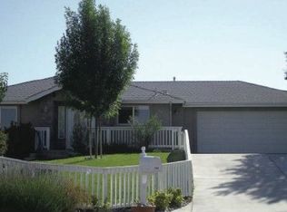 192 Blossom Ct, Paso Robles, CA 93446
