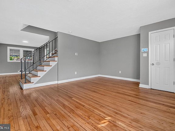 5th image of 4812 Aberdeen Ave
