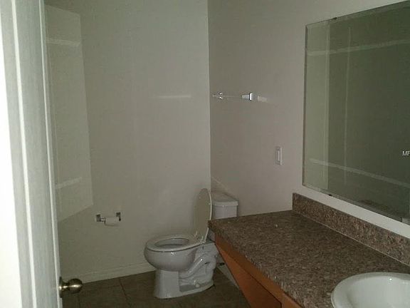 4th image of 1536 Angler Ave