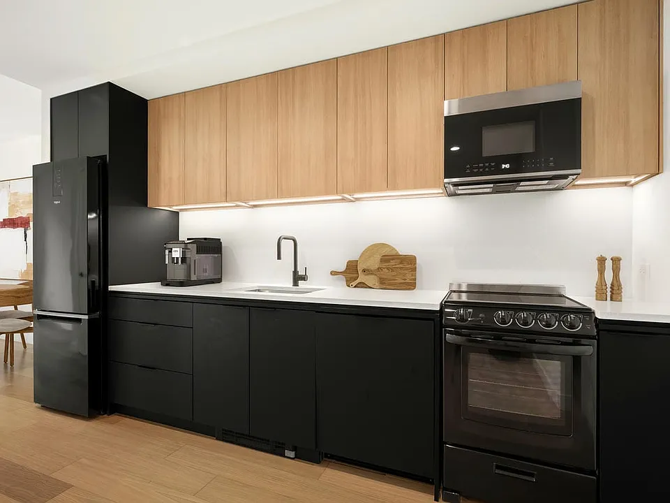 11 Ocean Pkwy #1036